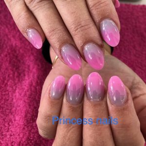 Ombre Rounded Nail Extensions